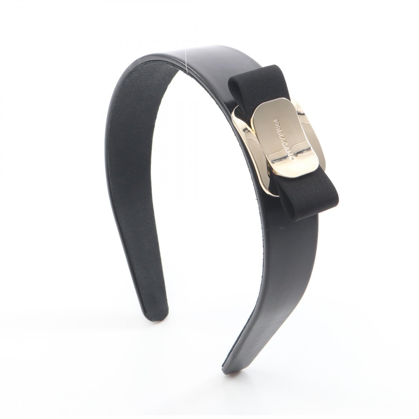 サルヴァトーレフェラガモ Salvatore Ferragamo ヴァラリボン 衣料品 レザー レディース ブラック系 【中古】
