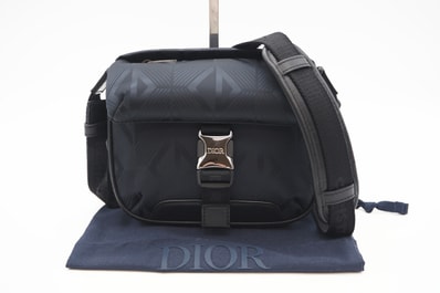 極美品 Dior ディオール ナイロン CDダイヤモンド ショルダーバッグ USDCD87310011 ショルダーバッグ ネイビー コーティングキャンバス レディース