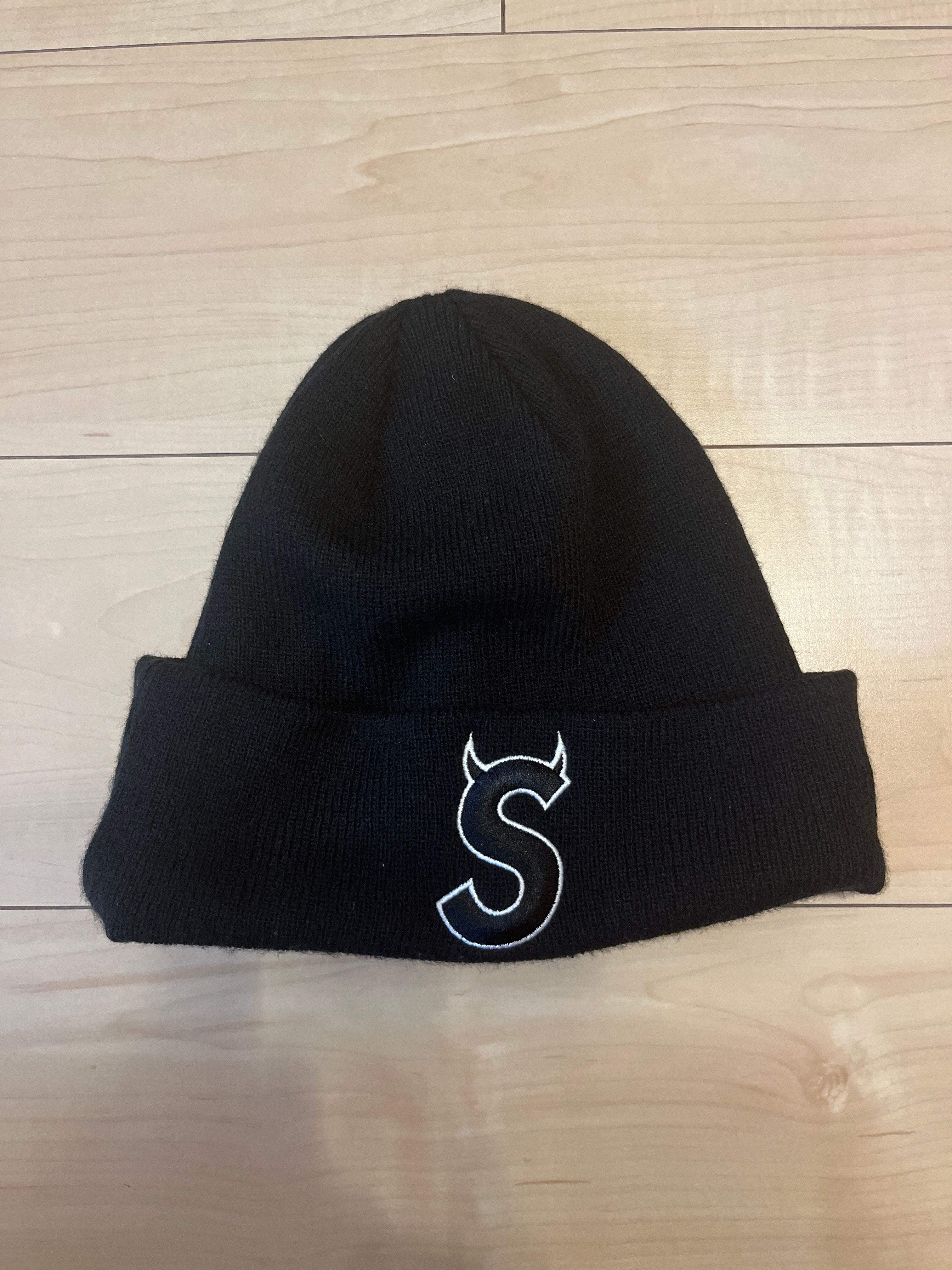 Supreme New Era S Logo Beanie "Black" (22FW)