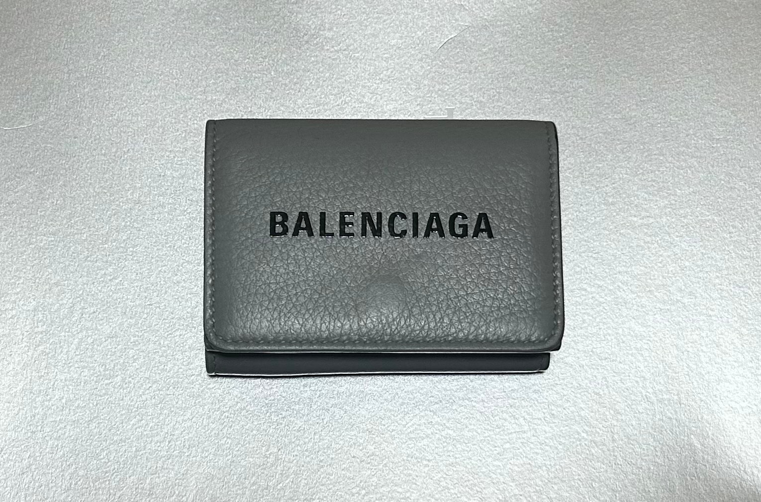 BALENCIAGA Men's Cash Mini Wallet "Graphite/Black"