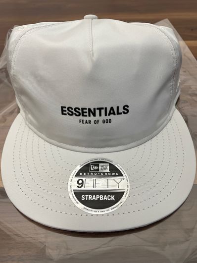 NEW ERA FEAR OF GOD ESSENTIALS RC 9FIFTY LOGO "Black"