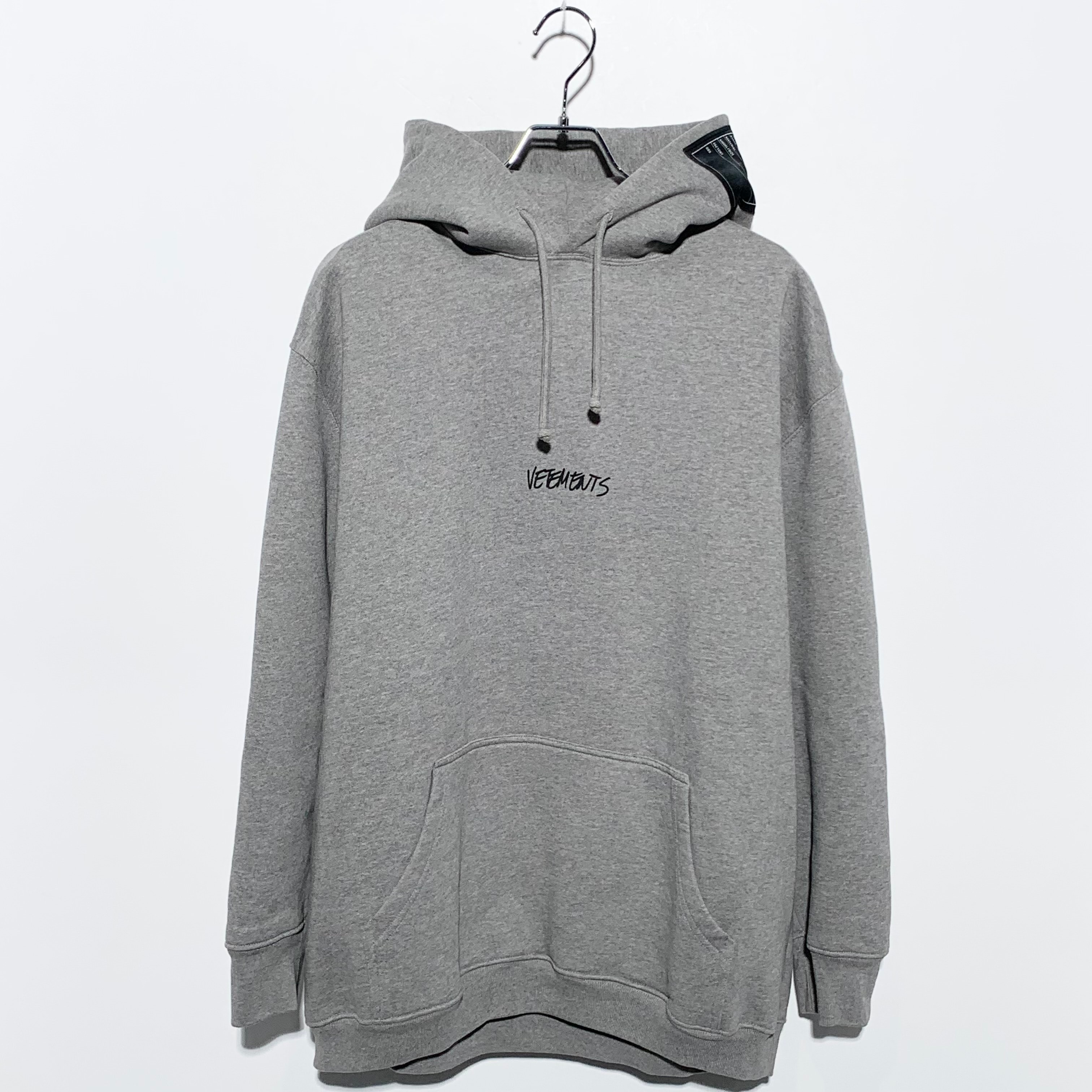 VETEMENTS 20AW Written Logo Hoodie gray