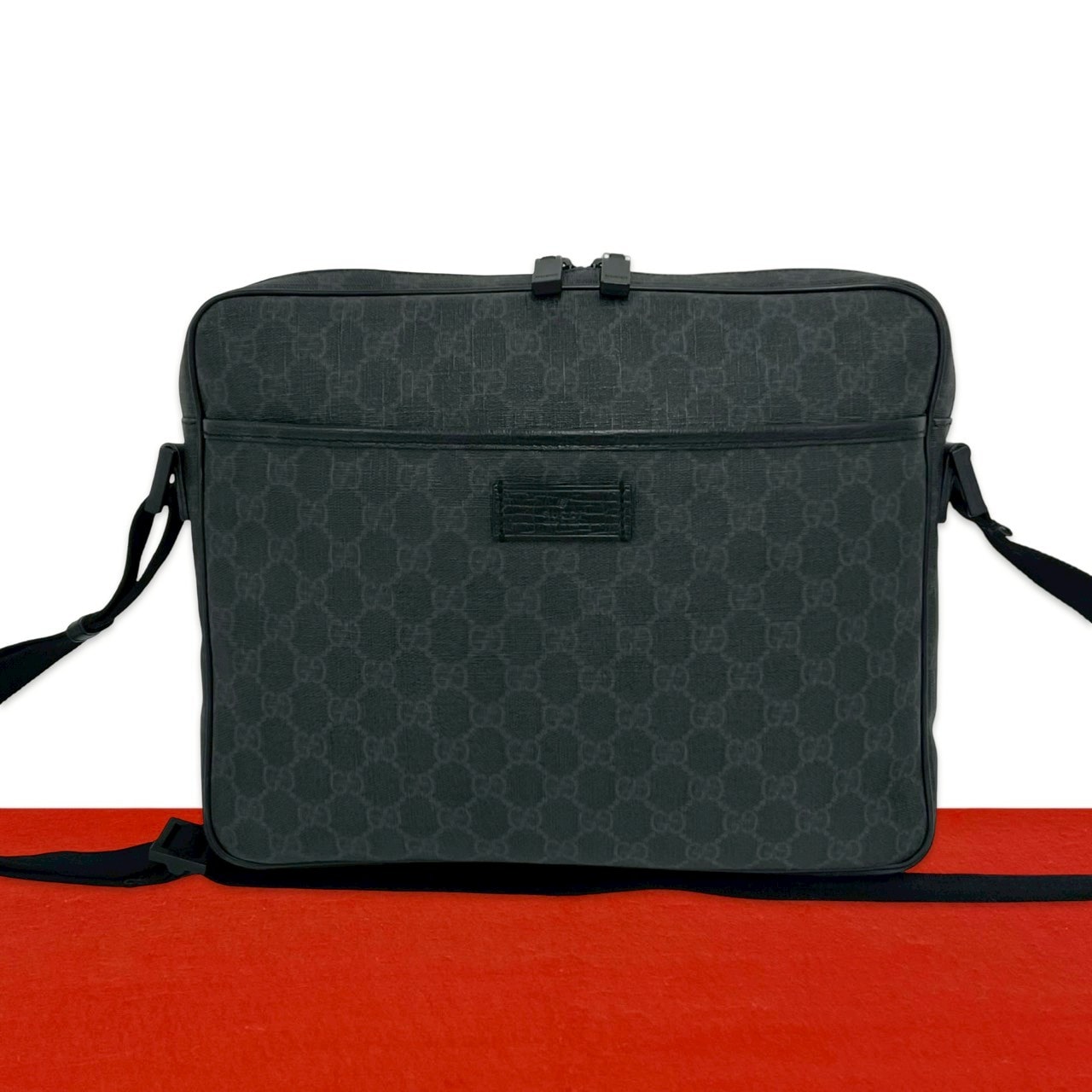 GUCCI グッチ PVC レザー ショルダーバッグ ブラック
 32143