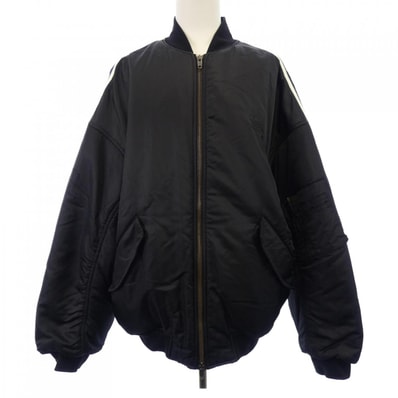 バレンシアガ BALENCIAGA 725335 TN027 ブルゾン
