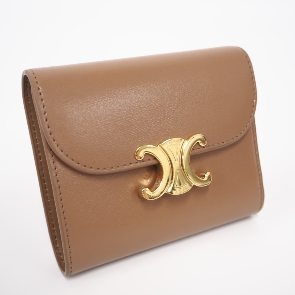 美品 CELINE セリーヌ トリオンフ スモール フラップウォレット 10D783DPV 三つ折り財布 ブラウン カーフレザー レディース