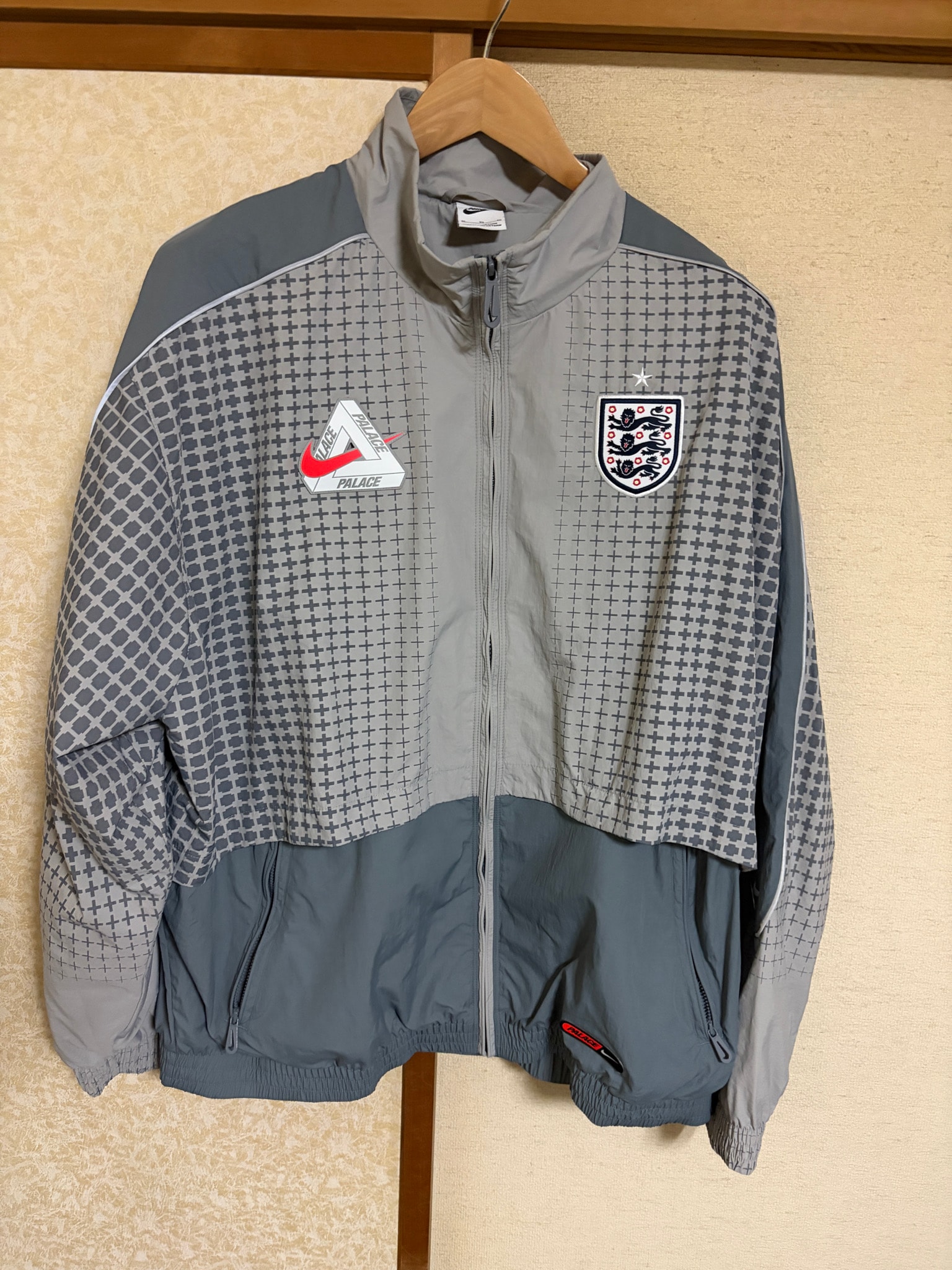 Nike x PALACE X2 World Cup Tracksuit Jacket England "Grey"
