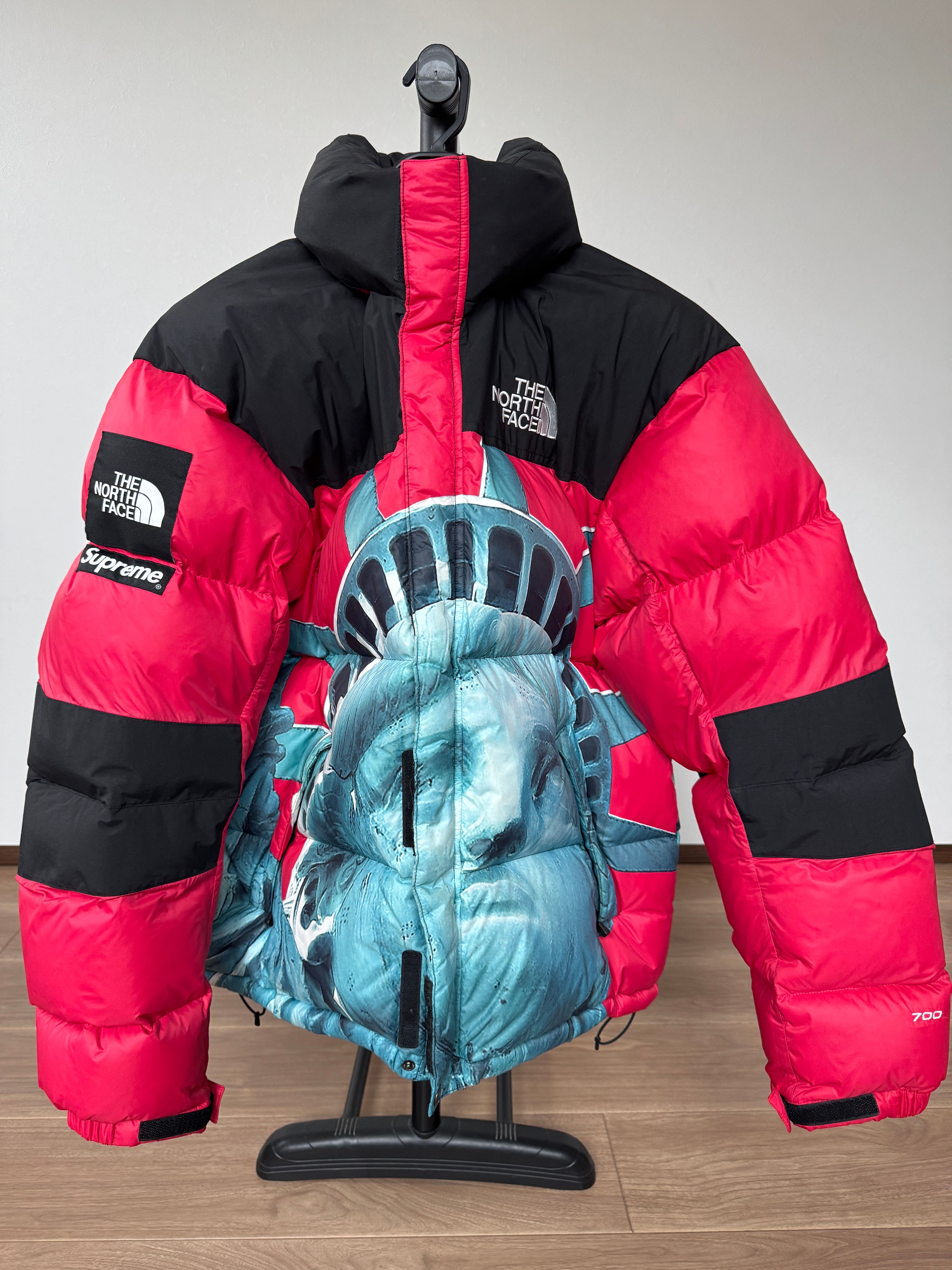 Supreme x The North Face Statue of Liberty Baltoro Jacket "Red"
