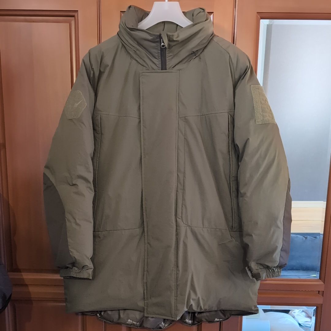 タイトブース×フラグメント コラボダウンジャケット