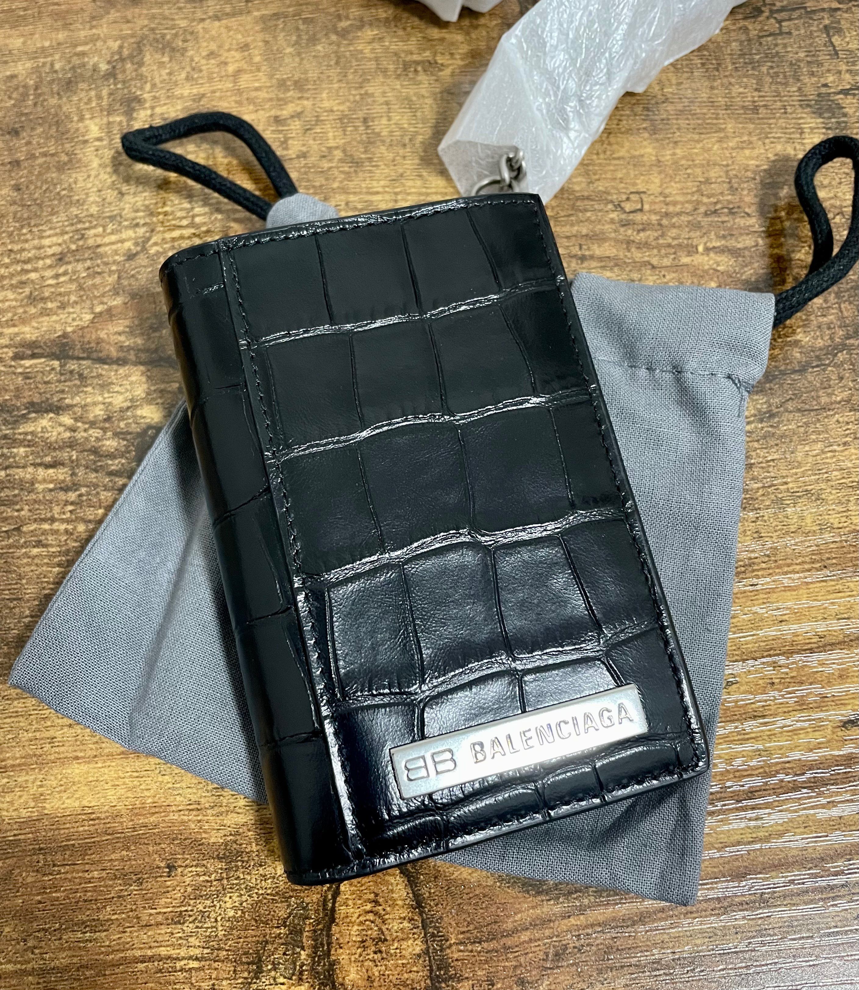【新品】BALENCIAGA(バレンシアガ) ロゴプレート財布