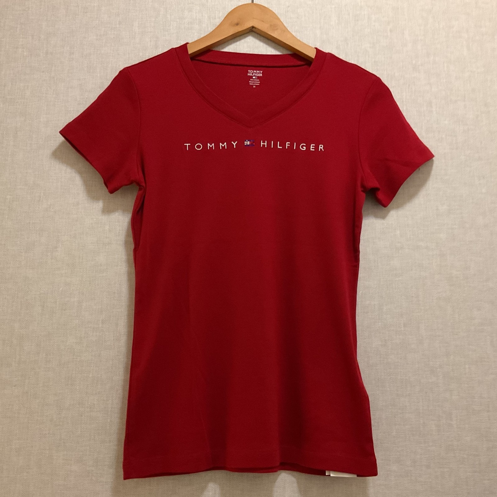 TOMMY HILFIGER 【トミーヒルフィガー】 半袖 Tシャツ レッド ブランドロゴ 刺繍 ラインストーン M