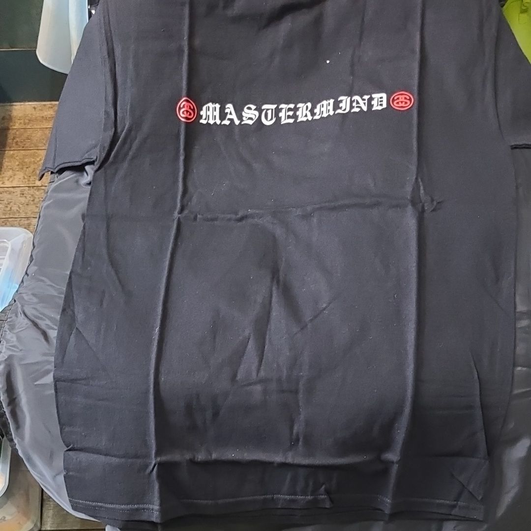 Stussy ✕ mastermind スカルサーフ Tシャツ