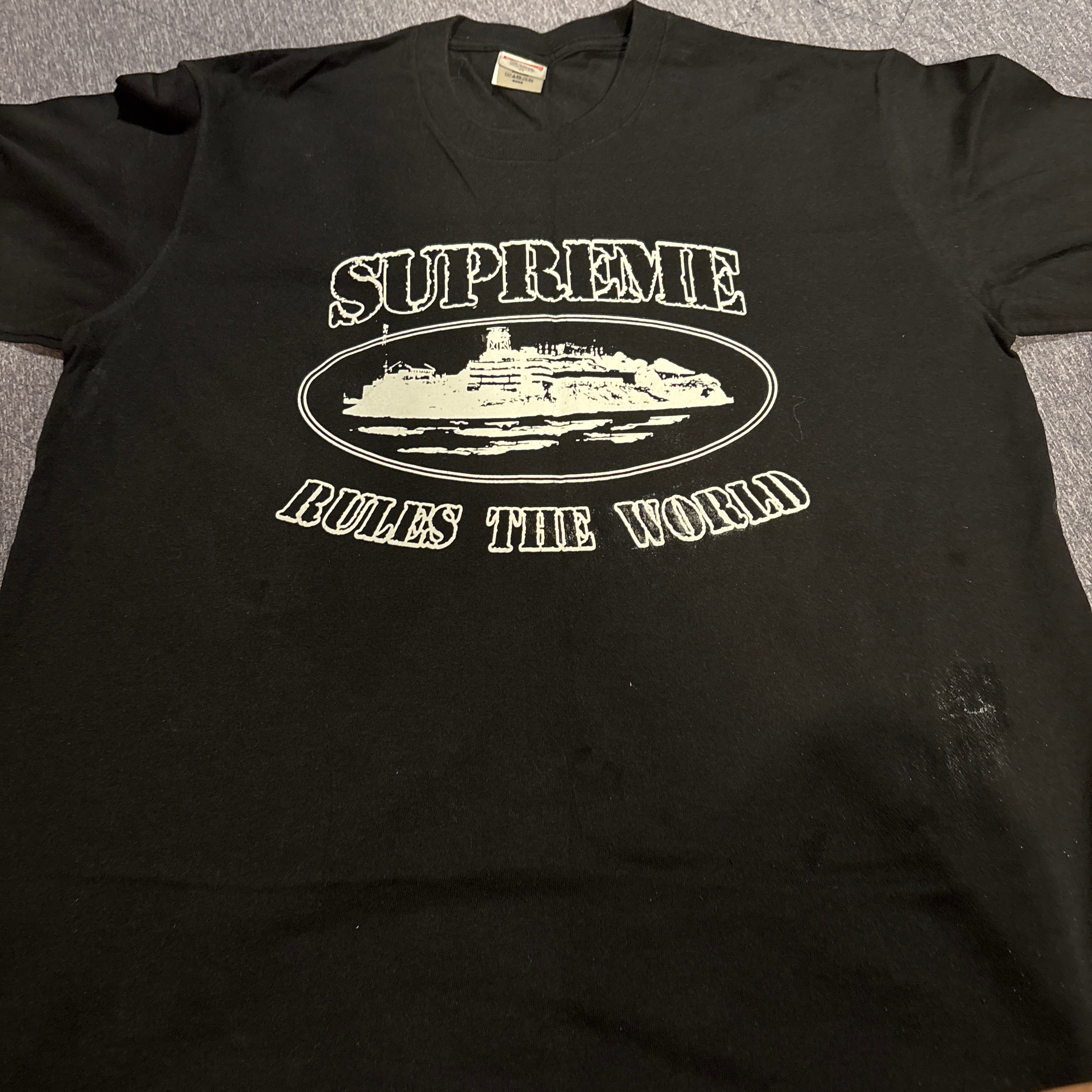 Supreme / Corteiz Rules The World Tee 
