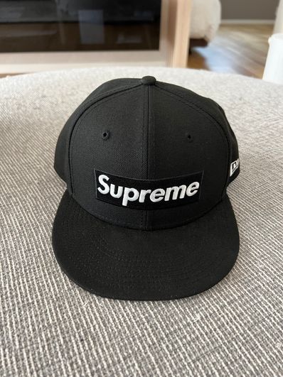 Supreme Champions Box Logo New Era® "Black"