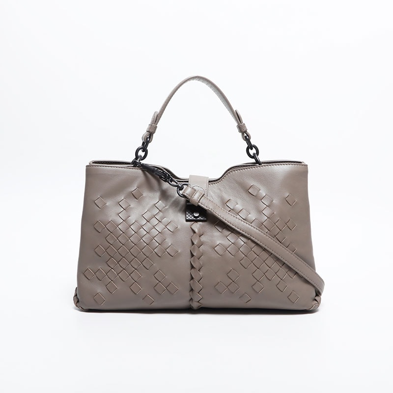 ボッテガヴェネタ BOTTEGAVENETA イントレチャート ローマ ナッパレザー ショルダーバッグ【中古】