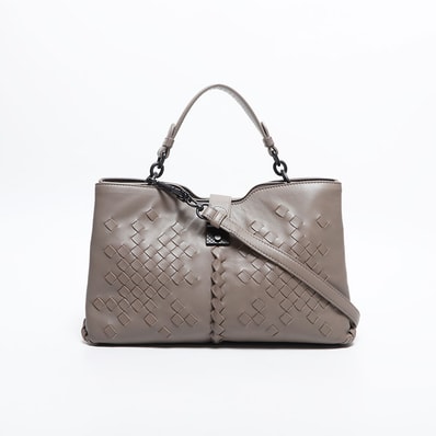 ボッテガヴェネタ BOTTEGAVENETA イントレチャート ローマ ナッパレザー ショルダーバッグ【中古】