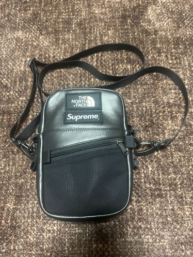Supreme x The North Face Leather Shoulder Bag "Black"