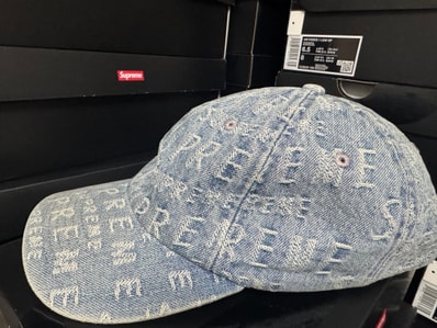 Supreme デニムキャップ ロゴ入り