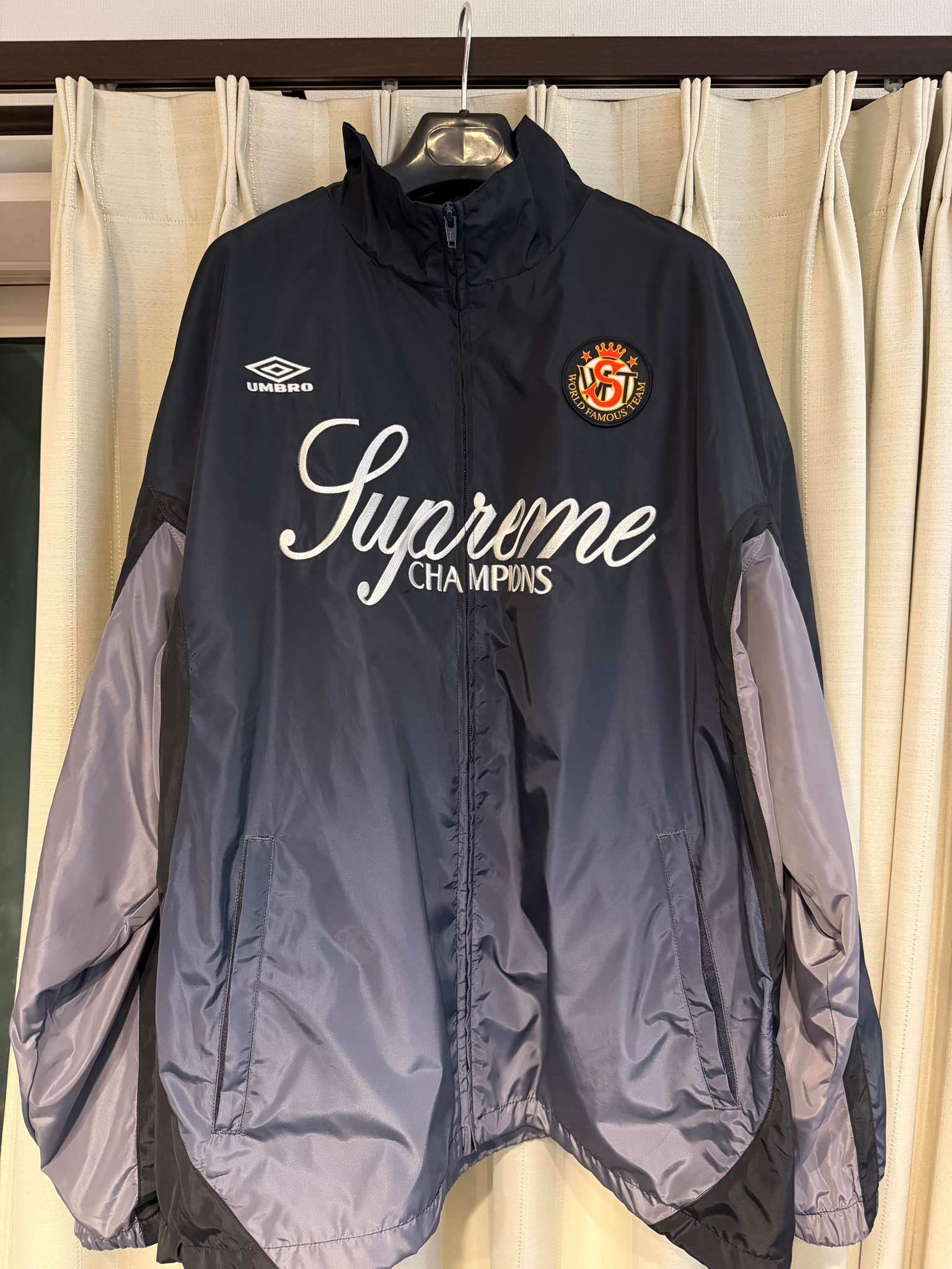 Supreme x Umbro Gradient Track Jacket "Black"