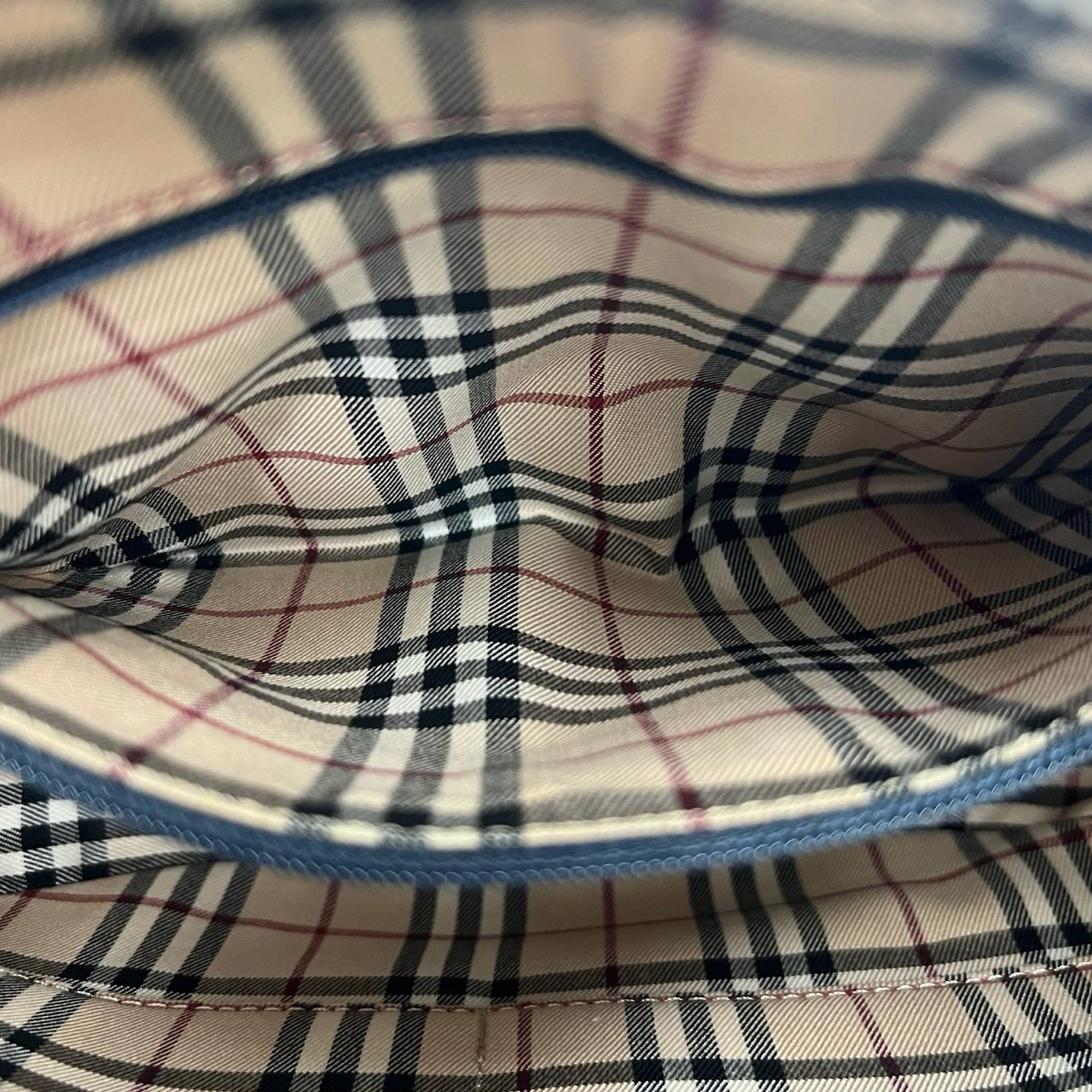 B (目立った傷や汚れなし)】BURBERRY バーバリー ロゴ 刻印 ノバ B (目立った傷や汚れなし)】BURBERRY バーバリー ロゴ 刻印 ノバ