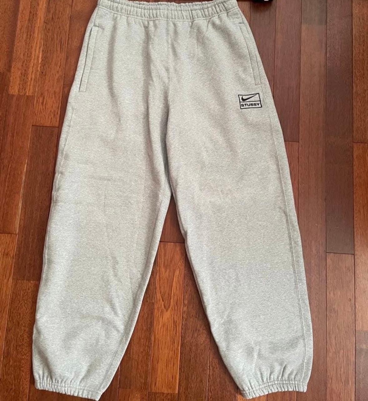 Stussy x Nike Fleece Pant "Grey Heather" (US Size) FN5231-050