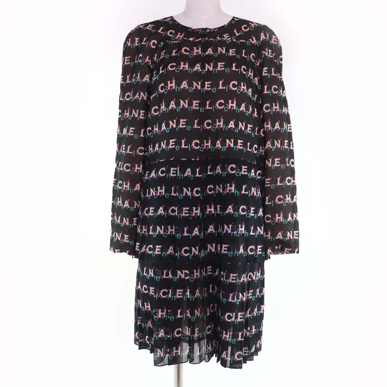 極美品 シャネル ワンピース ブラック 40 P60847V46300