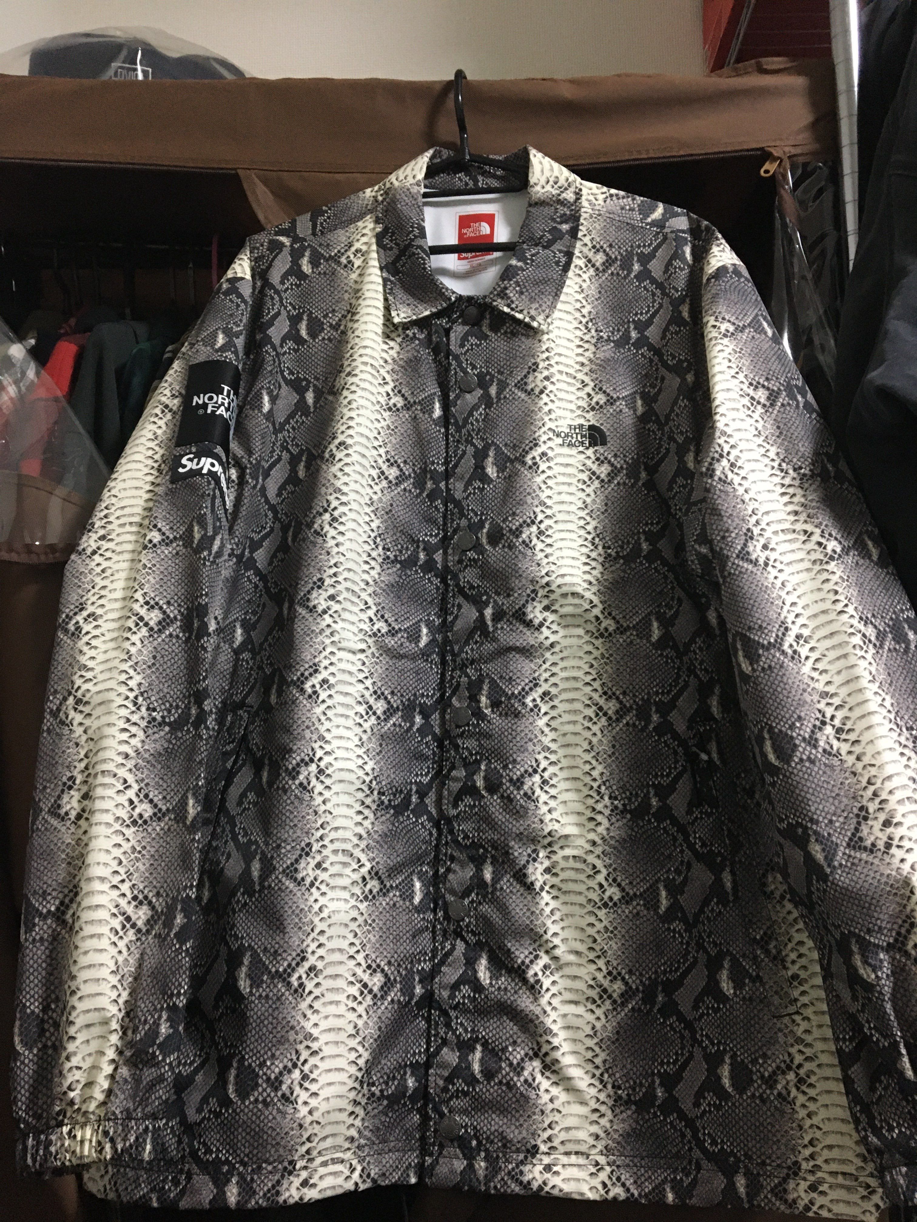 Supreme x The North Face Taped Seam Coaches Jacket "Black"