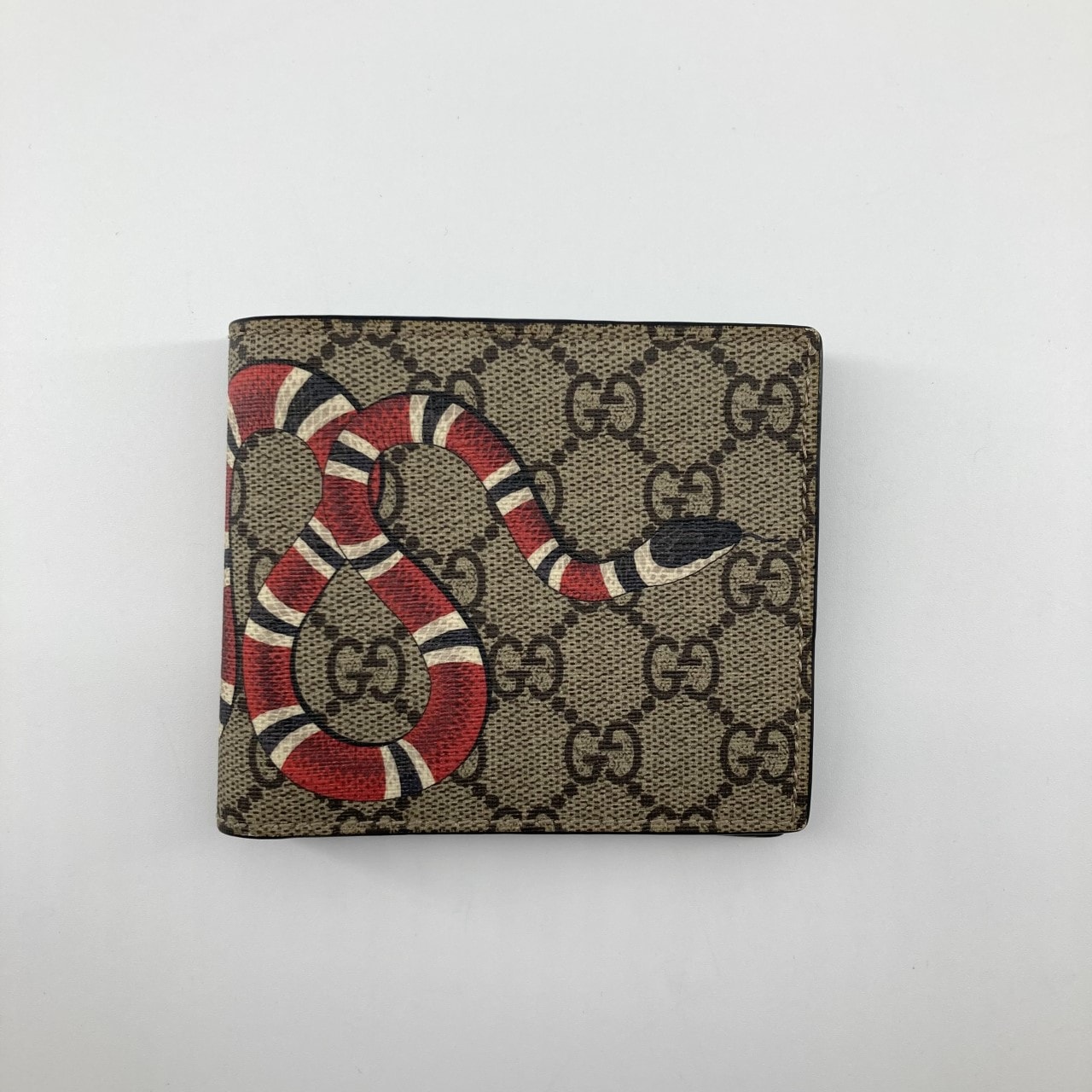 GUCCI(グッチ) GGスプリームキャンバス キングスネークプリント  レザー 451266 二つ折り財布 ベージュ×レッド