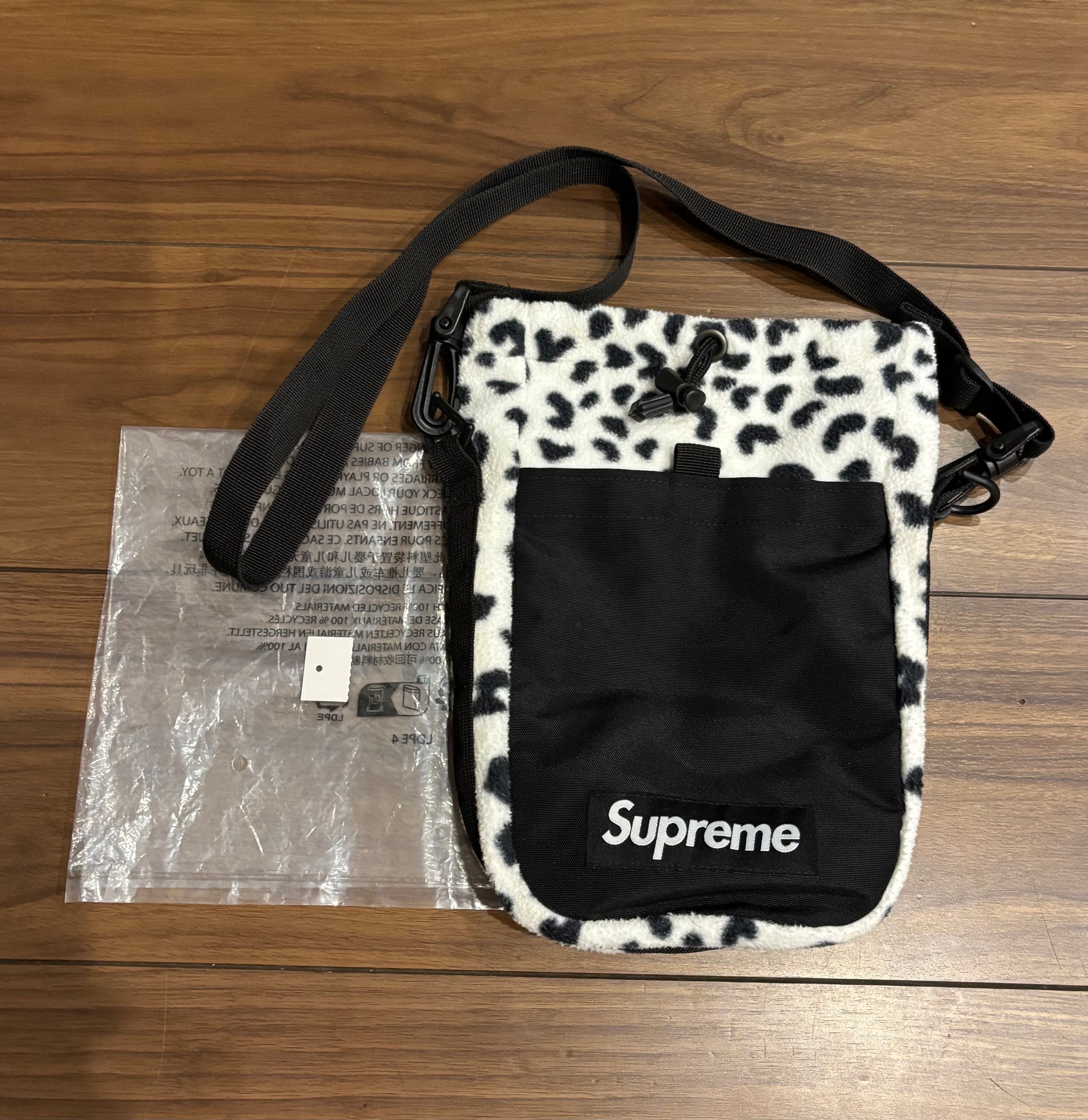 Supreme Sling Bag Leopard ボディバッグ レオパード Supreme - Supreme Sling Bag Leopard ボディバッグ レオパードの通販