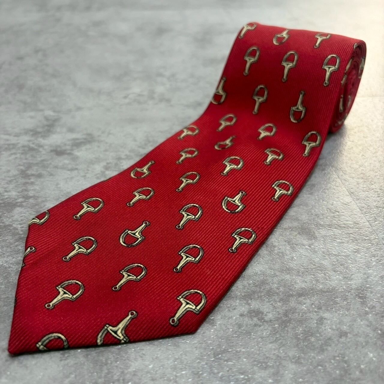 セリーヌ ネクタイ メンズ