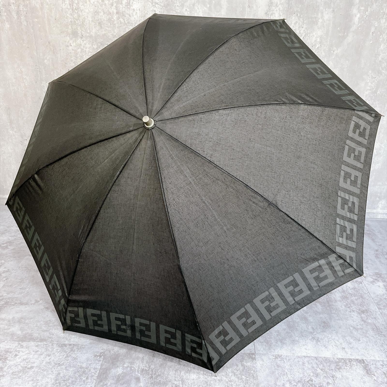 【FENDI】フェンディ ズッカ FFロゴ 雨傘 総柄 ボーダー 切替 モノグラム ロゴハンドル グレー ブラック レディース アンブレラ 雨具 小物