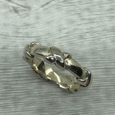 Tiffany & Co Signature Cross Ring "Silver"