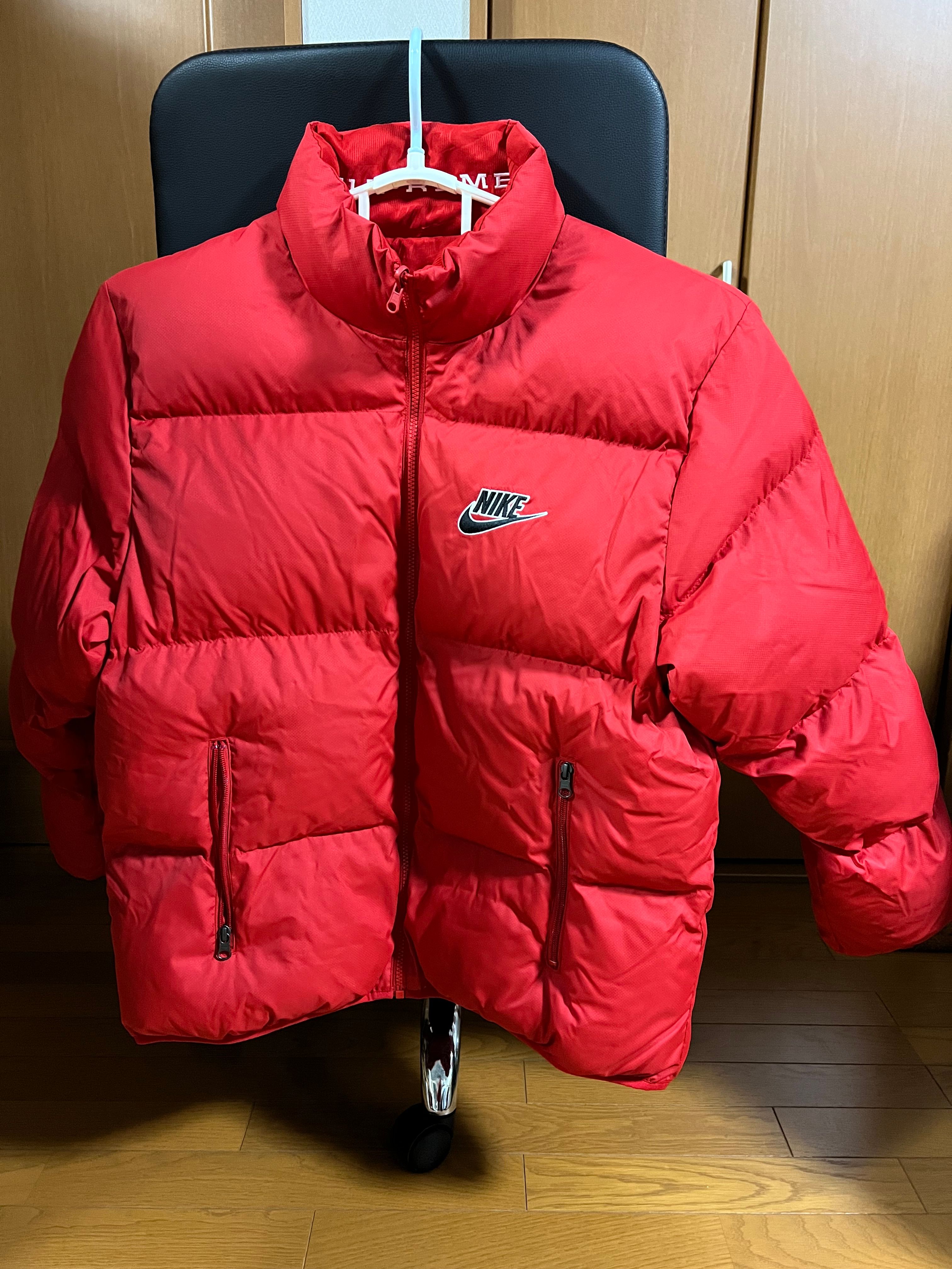 Supreme / Nike® Reversible Puffy Jacket "Red"