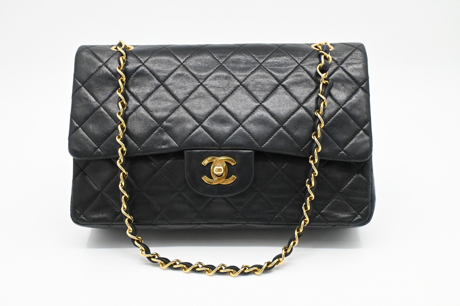 シャネル マトラッセ 25 ダブルフラップ ブラック レザー