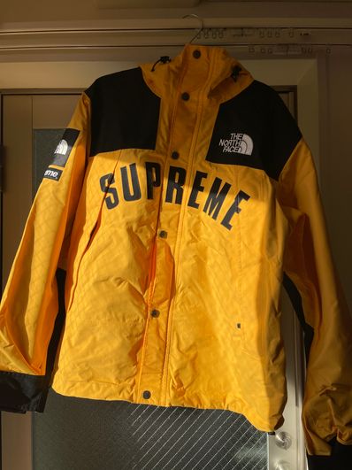 Supreme x The North Face Arc Logo Mountain Parka "Yellow"