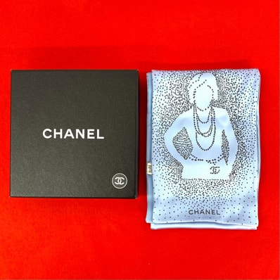 CHANEL シャネル シルク スカーフ ブルー
7cm-1