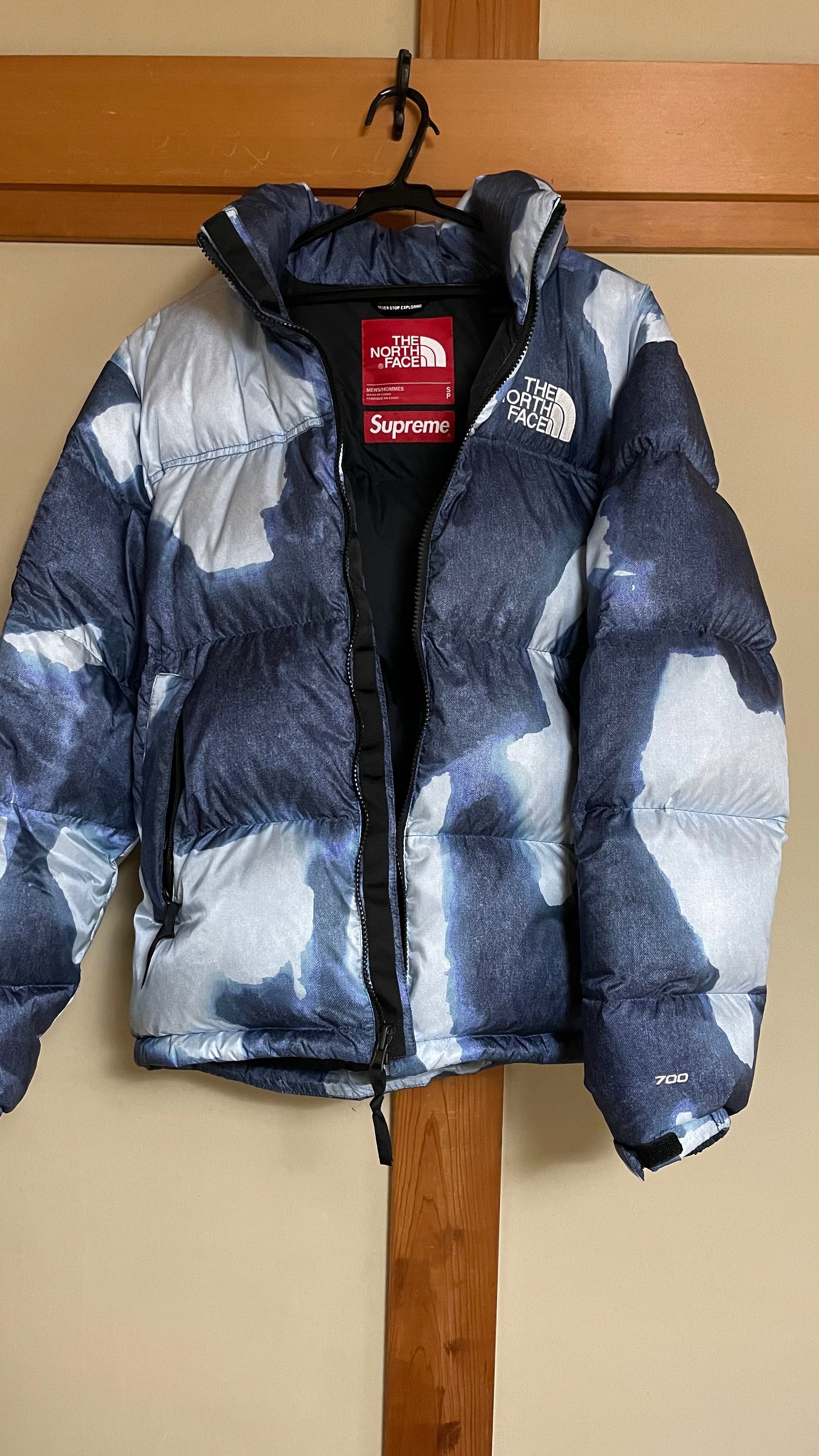 Supreme x The North Face Bleached Denim Print Nuptse Jacket "Indigo"