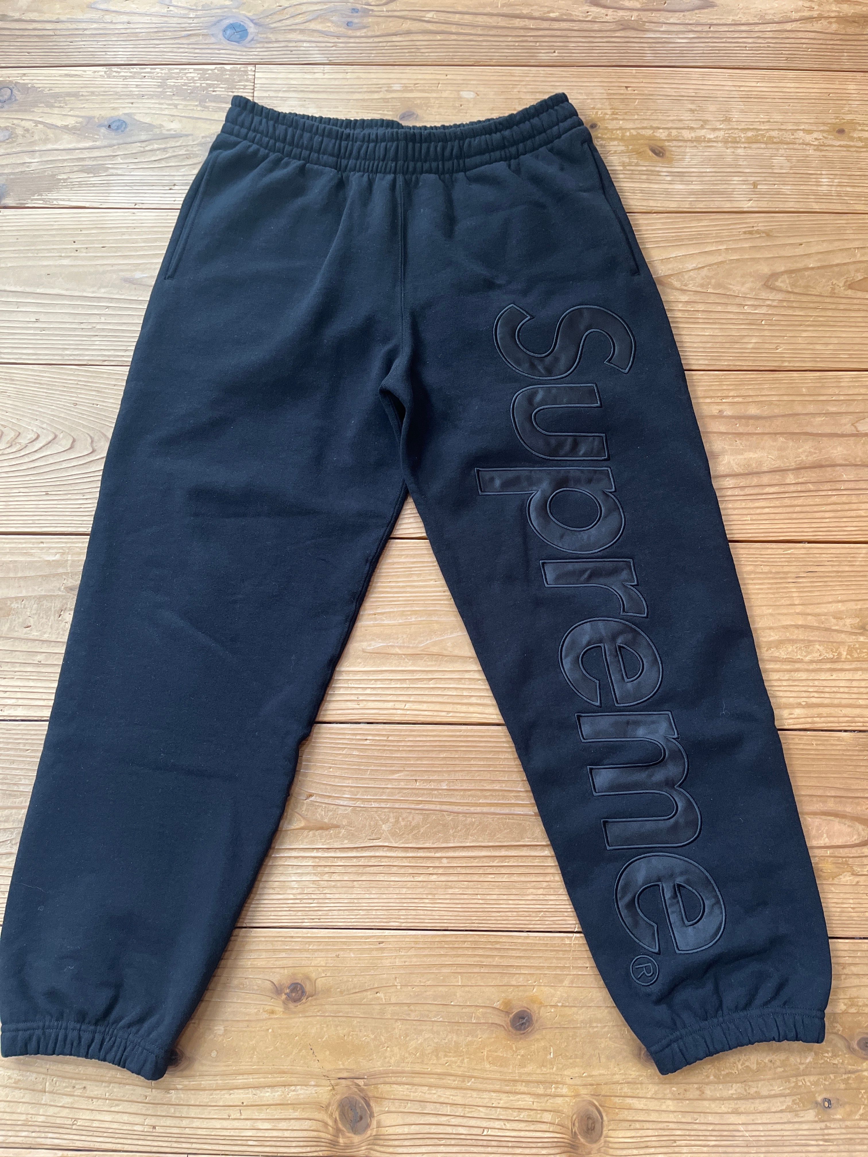 Supreme Satin Applique Sweatpant (23FW) "Black"