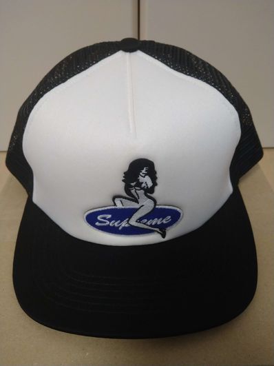 Supreme Pin Up Mesh Back 5-Panel "Black"