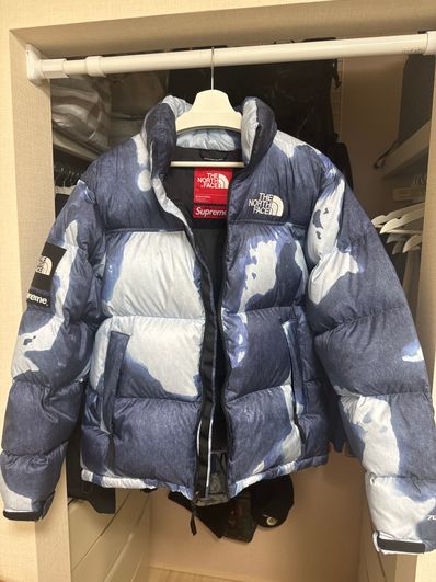 Supreme x The North Face Bleached Denim Print Nuptse Jacket "Indigo"