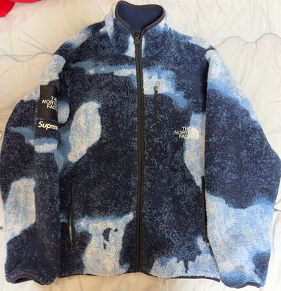 Supreme x The North Face Bleached Denim Print Fleece Jacket "Indigo"