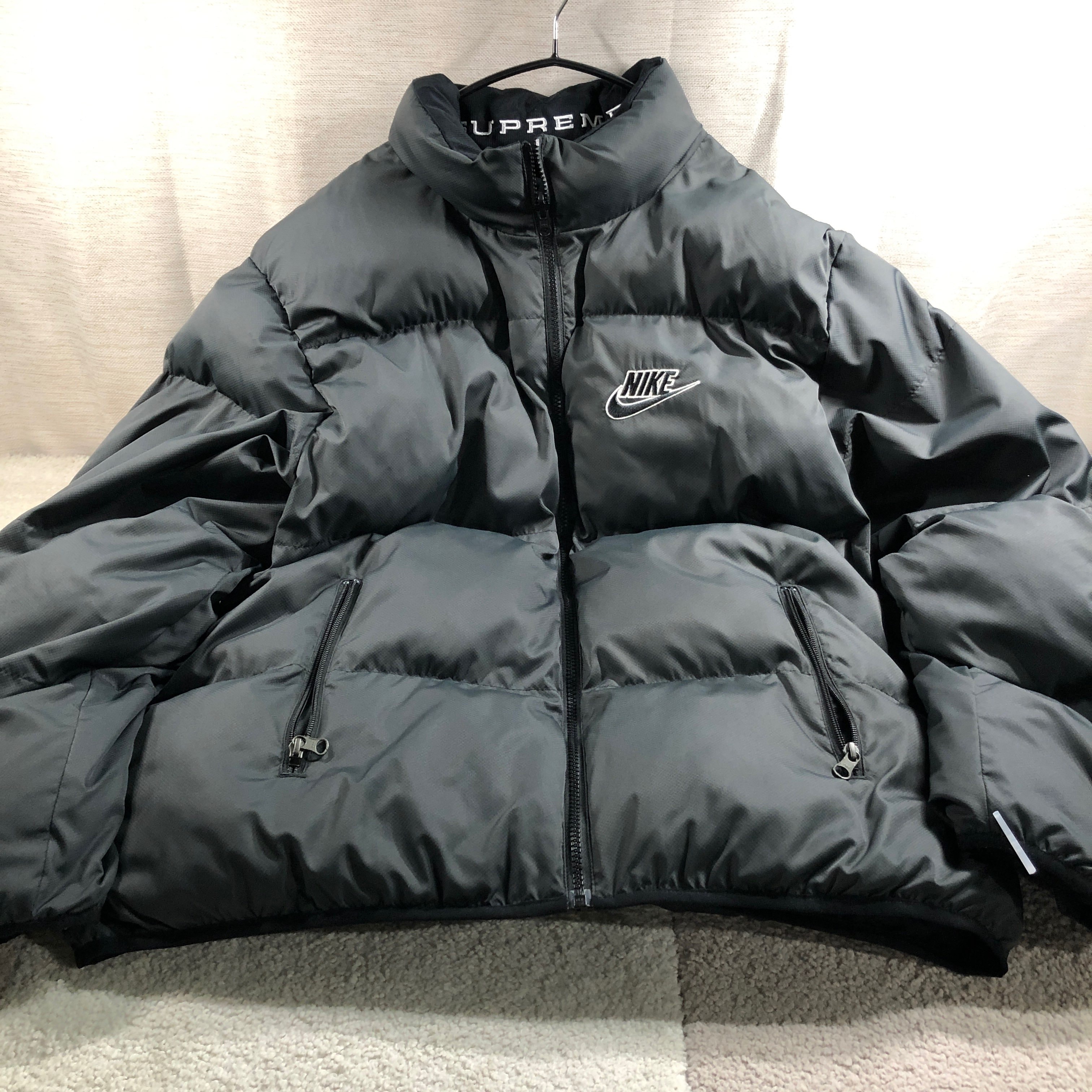 Supreme / Nike® Reversible Puffy Jacket "Black"