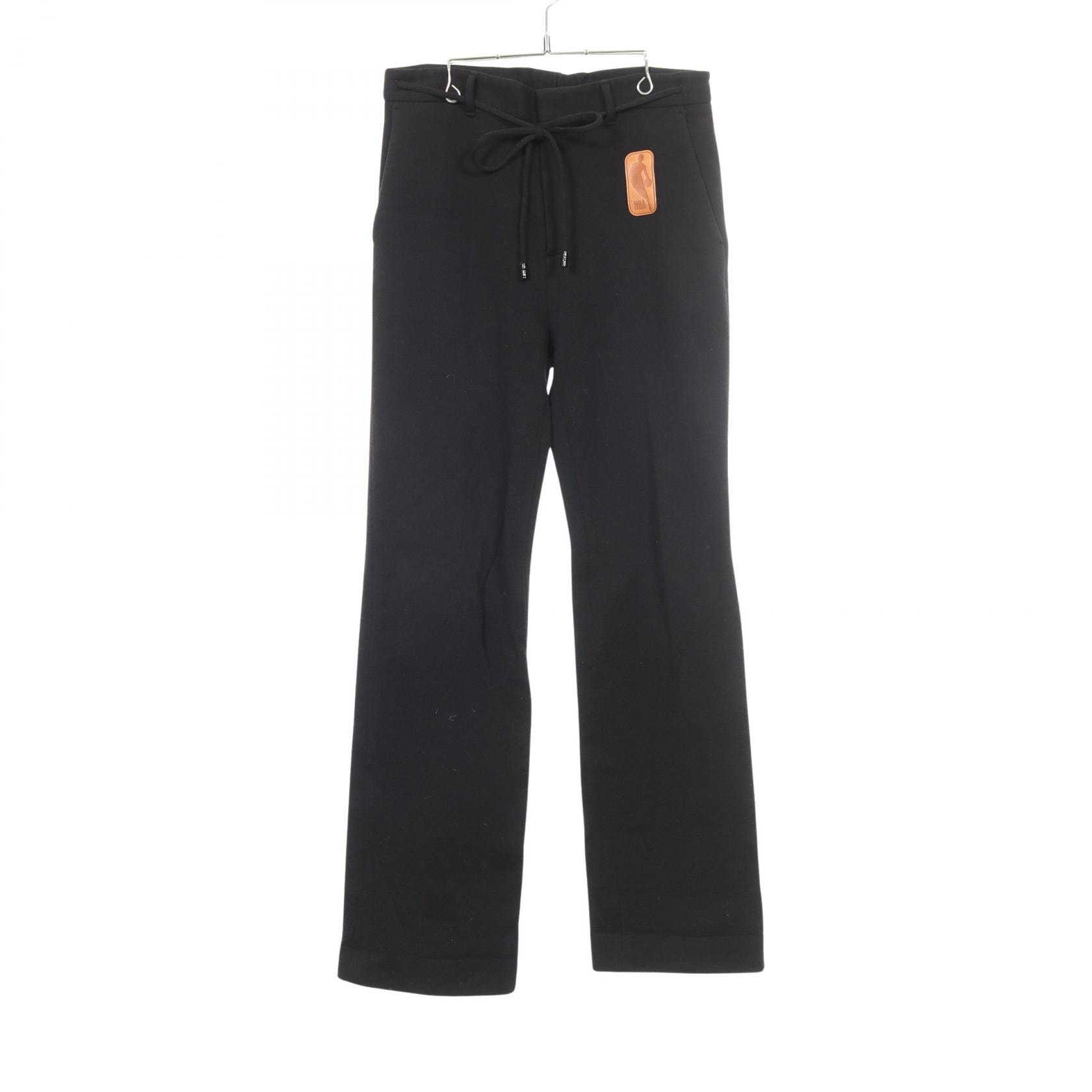 ルイ・ヴィトン LOUIS VUITTON LOUIS VUITTON × NBA Sporty Trousers パンツ 衣料品 ボトムス ウール コットン レザー メンズ ブラック系 RM212M ET2 HLP10W 【中古】