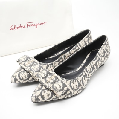 Salvatore Ferragamo サルヴァトーレフェラガモ VIVA ヴィヴァ パンプス サイズ6 1/2 d ヴァラリボン フラットシューズ ガンチーニ 総柄 靴 ブランド古着【中古】20250627/RA5298