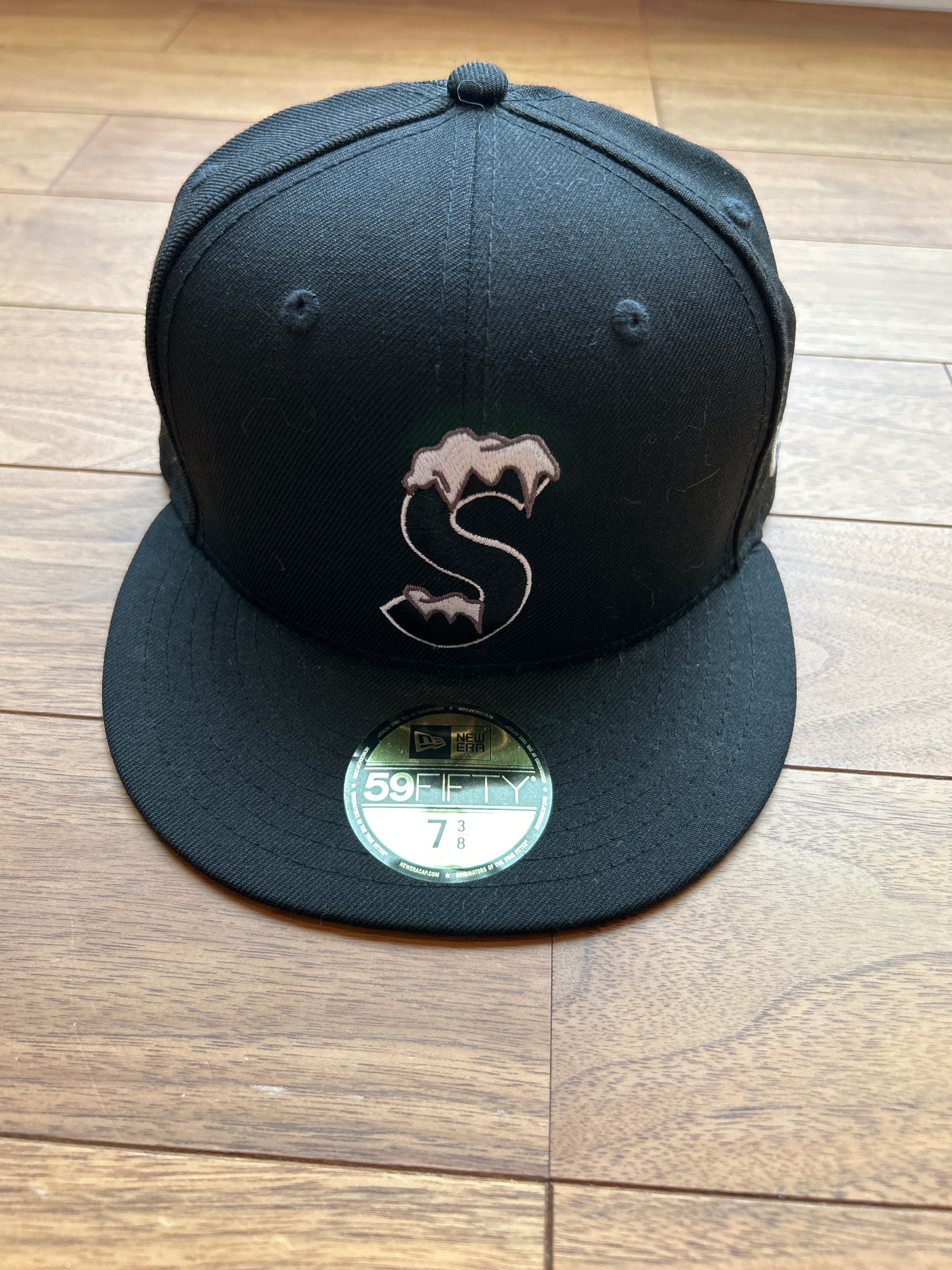 Supreme S Logo New Era® "Black" (20FW)