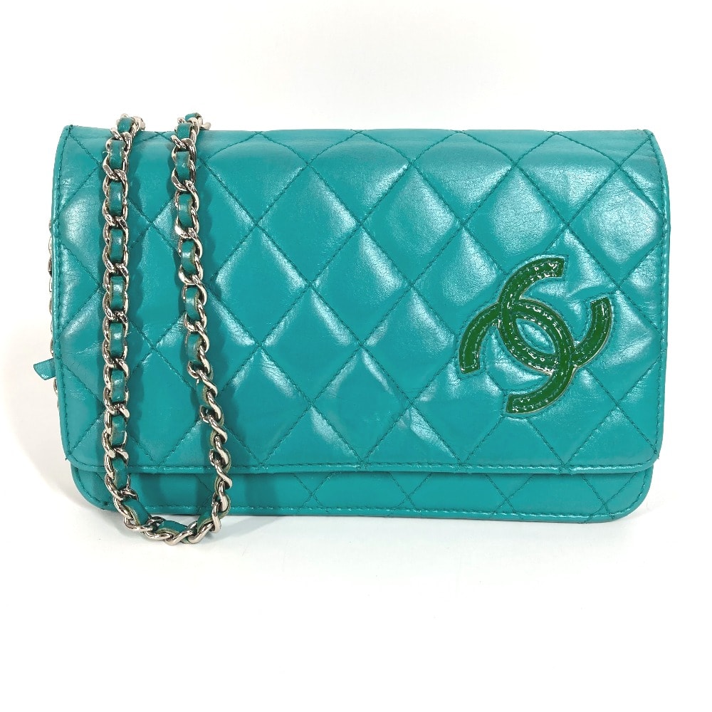 シャネル CHANEL CC ココマーク キルティング マトラッセ 斜め掛け ロングウォレット チェーンウォレット 長財布 ショルダーバッグ レザー グリーン