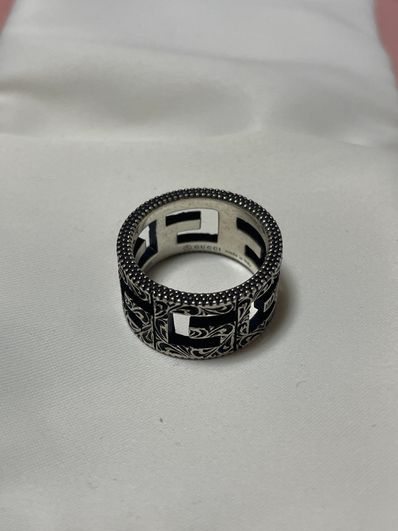 GUCCI Silver Ring With Square G