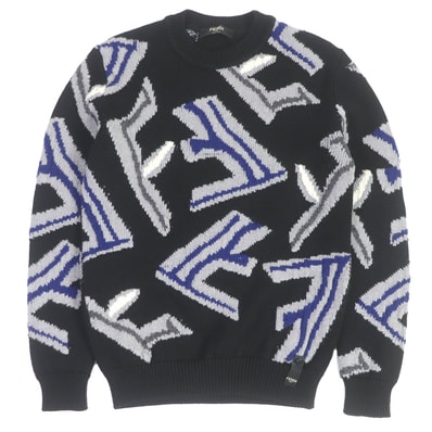 美品 フェンディ
セーター ブラック メンズ 44 FZX013