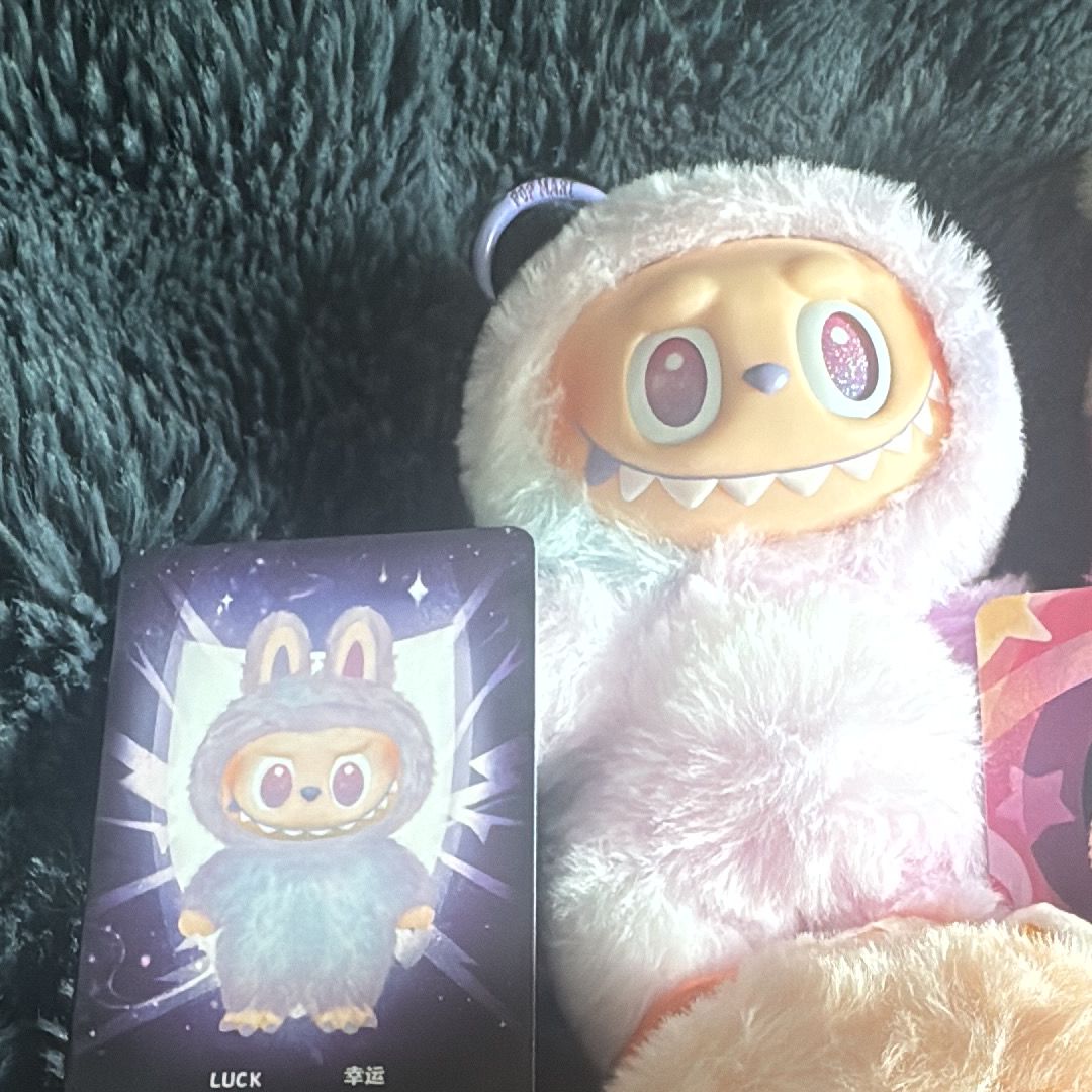 POP MART THE MONSTERS (LABUBU) Big into Energy Series Plush Pendant LUCK