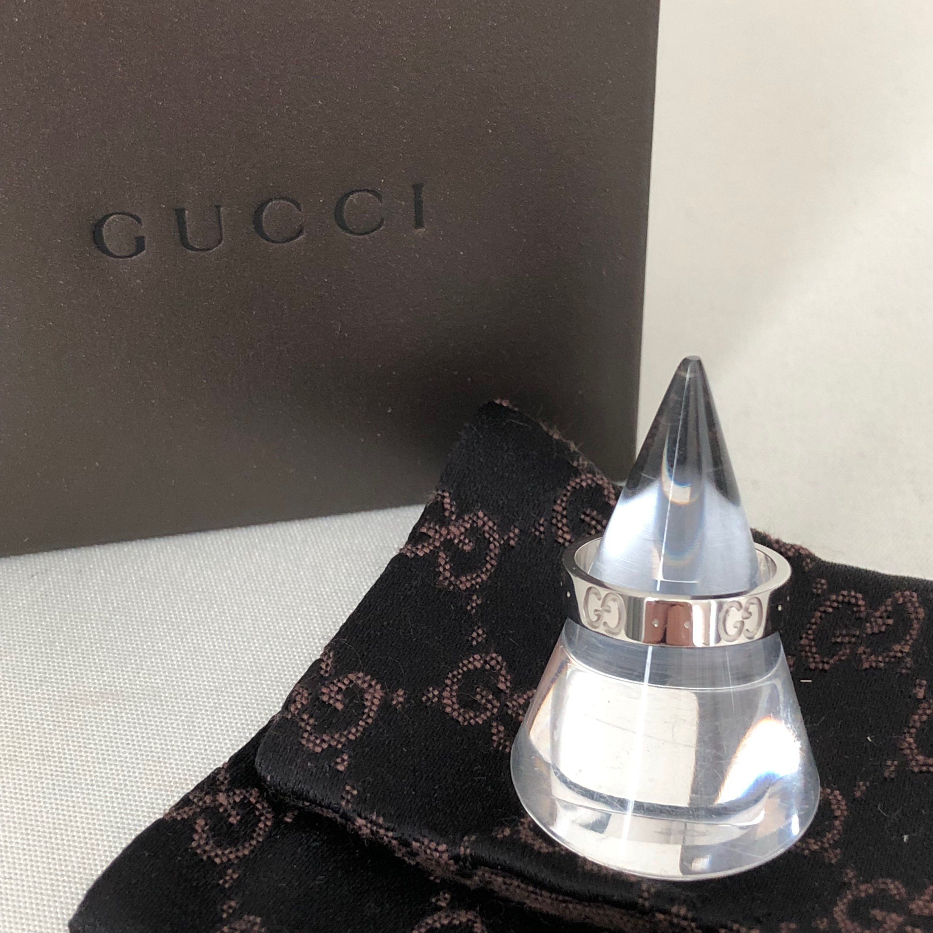 GUCCI Icon Thin 18K Ring "White Gold"