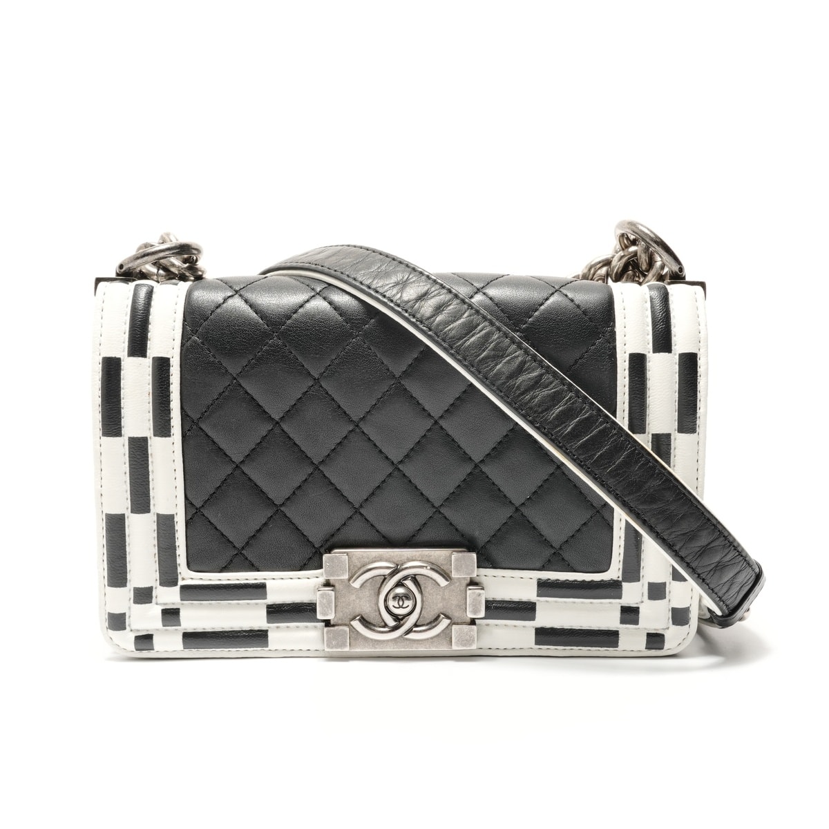 シャネル CHANEL ボーイ 19番台 ショルダーバッグ【中古】